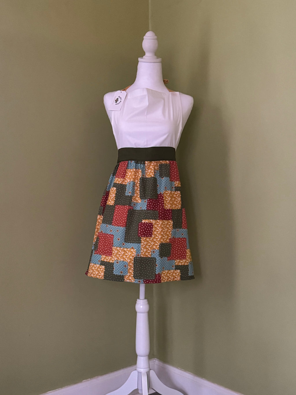 Two Tone Vintage Style Apron